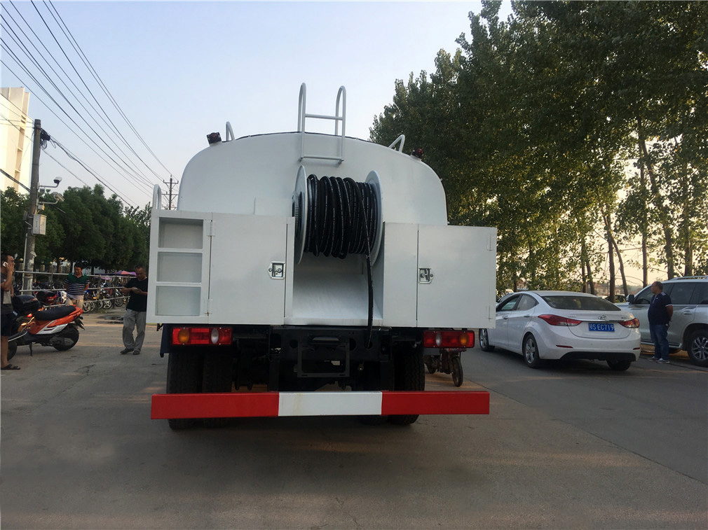 东风天锦高压清洗车